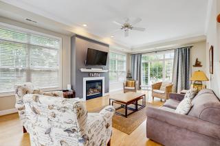 Beacon Court Condo F - 6