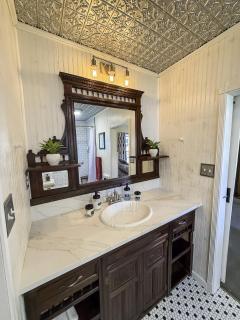 The 1950s Retro Riverside Cottage - Dardanelle - 8