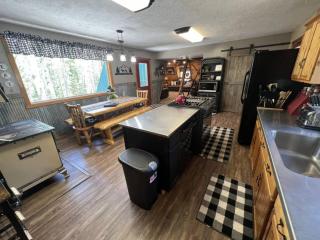 579) Sleeps 13 - Minutes to Yellowstone - Island Park - 7