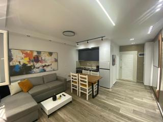 Seaside Aaron Apartment - Golem - 4