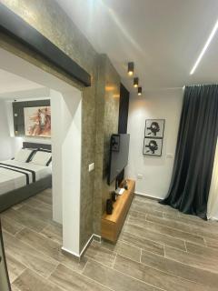 Seaside Aaron Apartment - Golem - 3