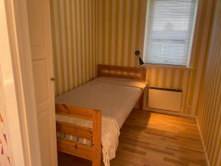 Charmigt hus bredvid sjön Örlen - Tibro - 2