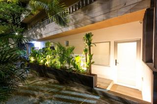 Luxury Poblado House 12 Rooms 2 Jacuzzis AC - Medellín - 2