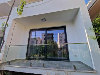 Arta's rooms - Durrës - 1