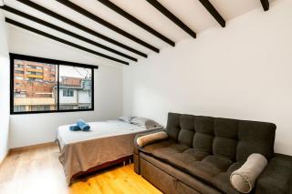 L3 9BR Laureles House Rooftop 2 Jacuzzis AC - Medellín - 8
