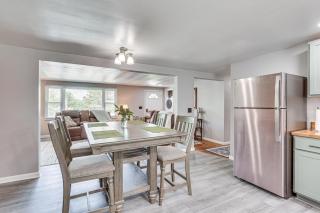 Fish, Hike and Golf Leisurely Navarre Home with Yard! - - 3