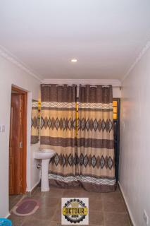 Detour Guest Inn - 9