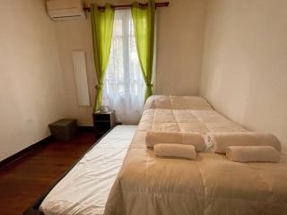 Casa entera en Ñuñoa, 3 Dormitorios, Calefacción - Santiago - 1