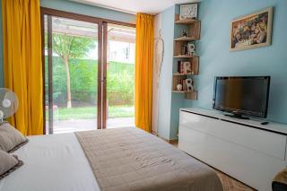 Claire Apartment with Garden - Sofia - 0