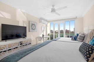Ocean Breeze Studio With Lagoon View - 4 Guests - San Juan - 9