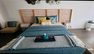 Modern Beachfront Condo with Stunning Sea Views - Ocho Rios - 5