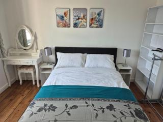 Beautiful home with 3 beds in 3 seperate rooms in Durham free parking - Durham - 9