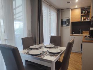 Camping DEL MAR 4 Étoiles à ARGELÈS SUR MER Mobil-Home Excellence 3Ch 2Sdb 2Wc au calme, à 500m des plages, Restaurant, Bar, Animations - 5