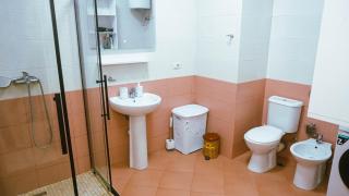 Sunrise apartment Near the center - Tirana - 5