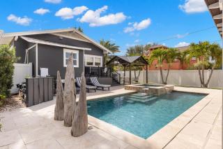 SoHo Serenity - Amazing Home with Private Pool & Hot Tub, SoHo District - Tampa - 8
