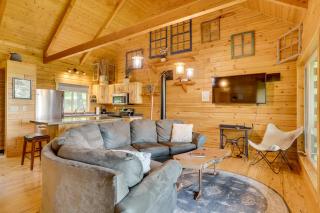 Pettinger Getaway with Views in Mindoro! - - 0