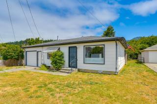 11 Mi to Arcata Bay Home with Garden in Blue Lake! - 8