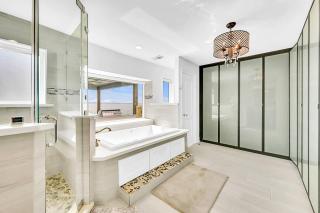 Waters Edge Estate - Montgomery - 5