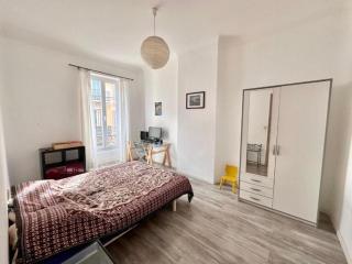Large flat w balcony Nice centre - Nice - 2