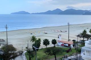 Azul Infinito: Sua Janela para o Mar - 8