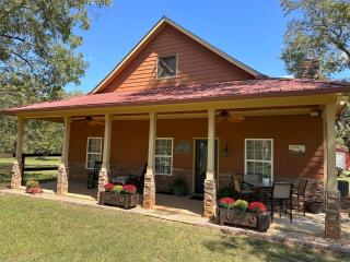 The Barn at The Horse Motel - - 0
