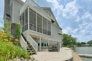 Hot Tub and Dock Waterfront Lake Hamilton Home - 9