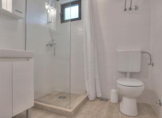 Gregovic Family Apartments - Petrovac na Moru - 2
