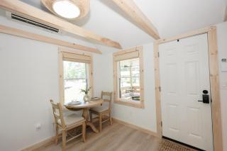BrookHaus - Modern Cabin Stay at Harvard Brook - Lincoln - 8