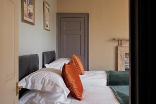 Walcot Townhouse 3 bedroom - 8