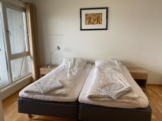 Coolcation - Appartment, 2 bedrooms, 2 bath, stunning sea view, free parking - 1