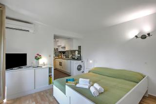 Apartment View And Pool - Happy Rentals - Agno - 6