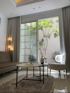 Hotel-Style Studio with Private Balcony - Riad - 5