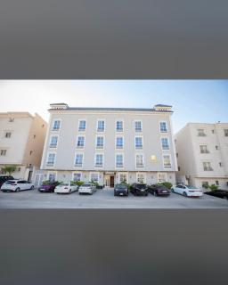 Al Majdiah Luxury Studio private Balcony with Trees View - 7