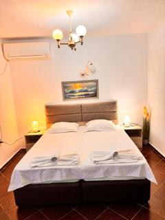 Apartments Yana - 8