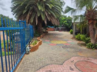 Yoruville - 5