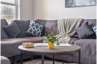 Generous 4BR3BA Charmer Near Glorius Downtown - San Antonio - 7