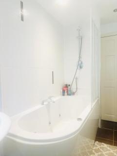 Cozy Room in Glasgow West End - Bearsden - 6