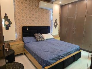 Luxury Floor Retreat in Lahore - 3
