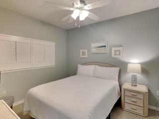 Emerald Isle #302 - 1