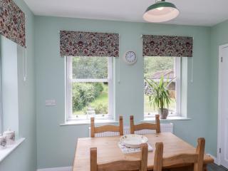 2 Whinstone Cottage - Whitby - 1