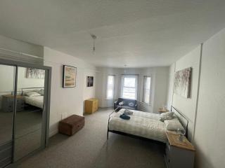 Abchuch chambers - Bournemouth - 1