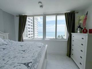 Beachside Studio Pool Gym & Ping Pong - Sunny Isles Beach - 6