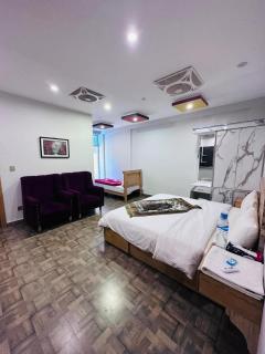 Hotel popeyes and restaurant - Chitra - 7