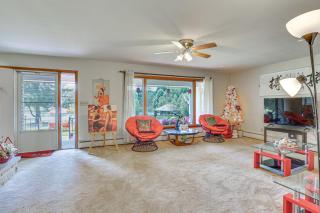 Pet-Friendly Grove City Home with Lake on 19 Acres! - Grove City - 7