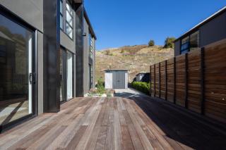 Dart Chalet, Alpine Escape 5BR Stay - 1