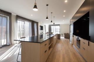 Dart Chalet, Alpine Escape 5BR Stay - - 7