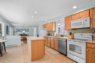 60 Lupin Way Eastham - Cape Dreamin - 1