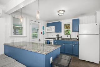 7 Bodfish Avenue Sandwich - Life's A Beach! - Sandwich - 2