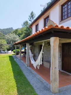 Casa do Costeiro by AlmaStay - Gondufe - 6