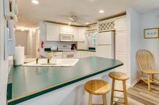 Near White Mountain National Forest Cozy Cottage! - North Conway - 3
